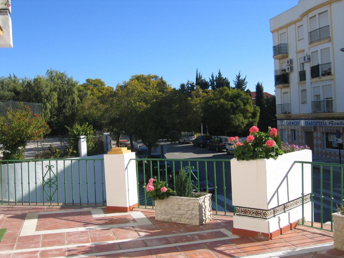 Apartamentos La Libertad Estepona Exterior photo